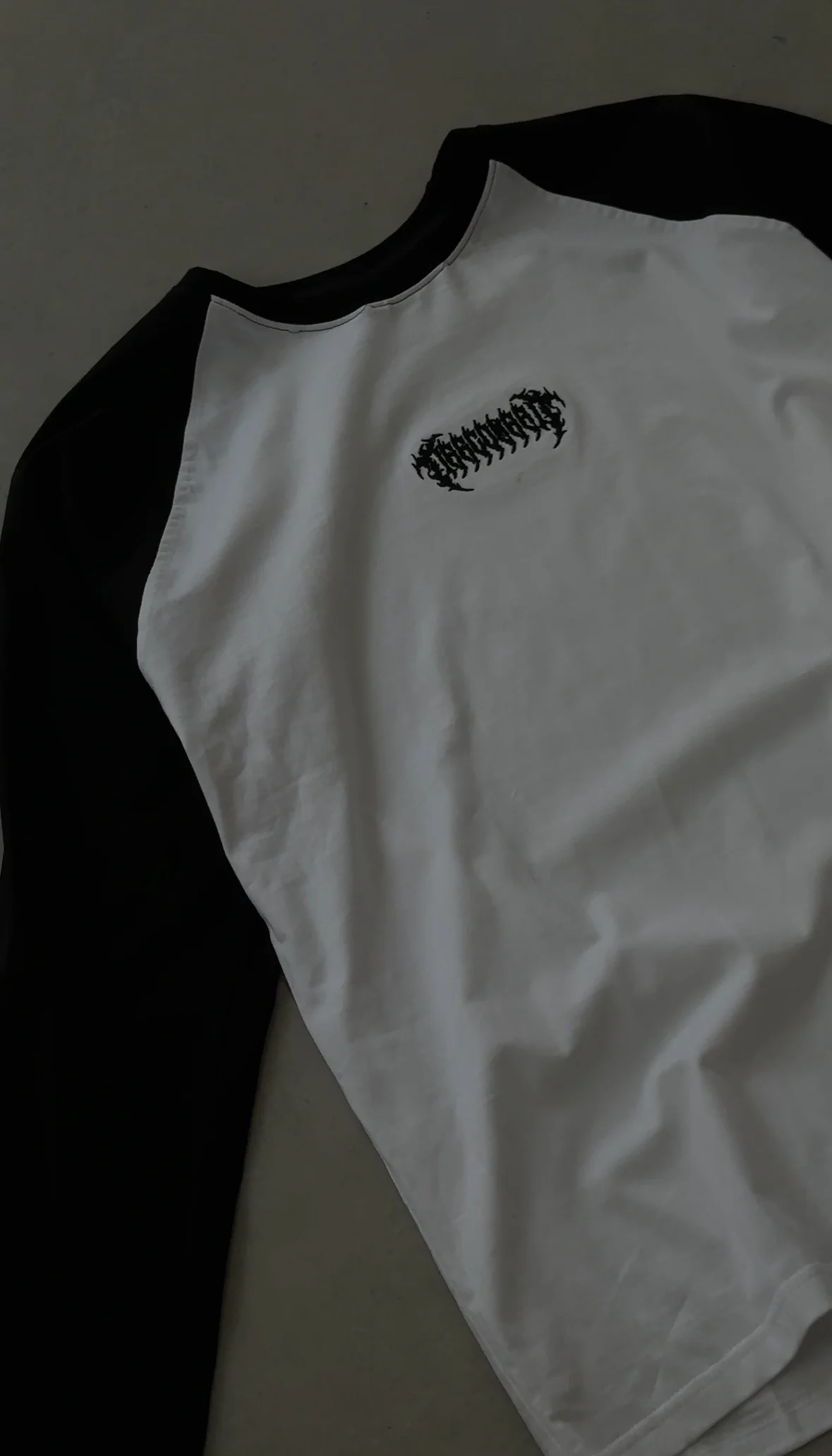 RAGLAN 001 ( B ) - Image 4